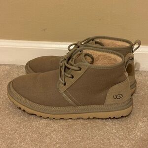 Ugg tan neumel boots